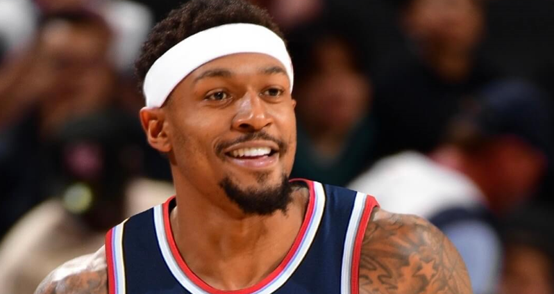 比尔复出谈状态：上场时间受限难寻节奏，但理解球队安排