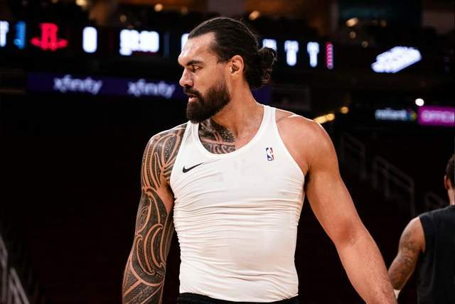 火箭锋线万金油泰特复出，首发稳定阿门待突破，双塔主导二阵迎强敌