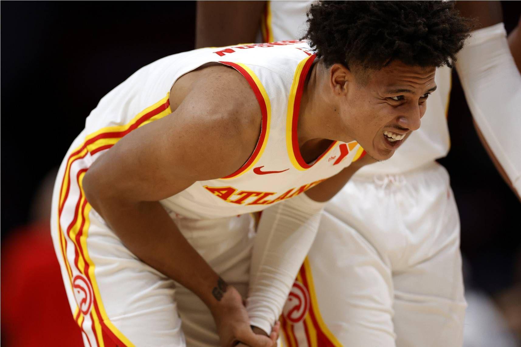 特雷·杨缺阵无碍！老鹰7人上双大胜步行者，杰伦·约翰逊准三双