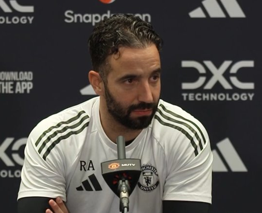 阿莫林：赢球巩固信任，战术灵活应变成关键