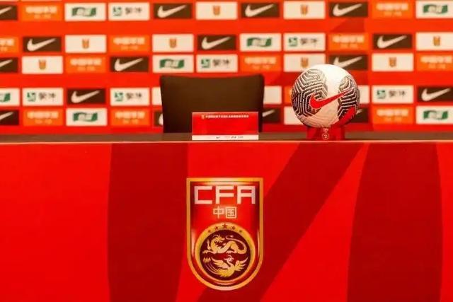 国足新帅难产：11月集训与热身计划或再度搁浅