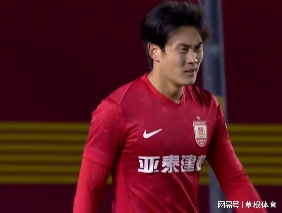 中超焦点战：亚泰0-4惨败国安，保级形势岌岌可危