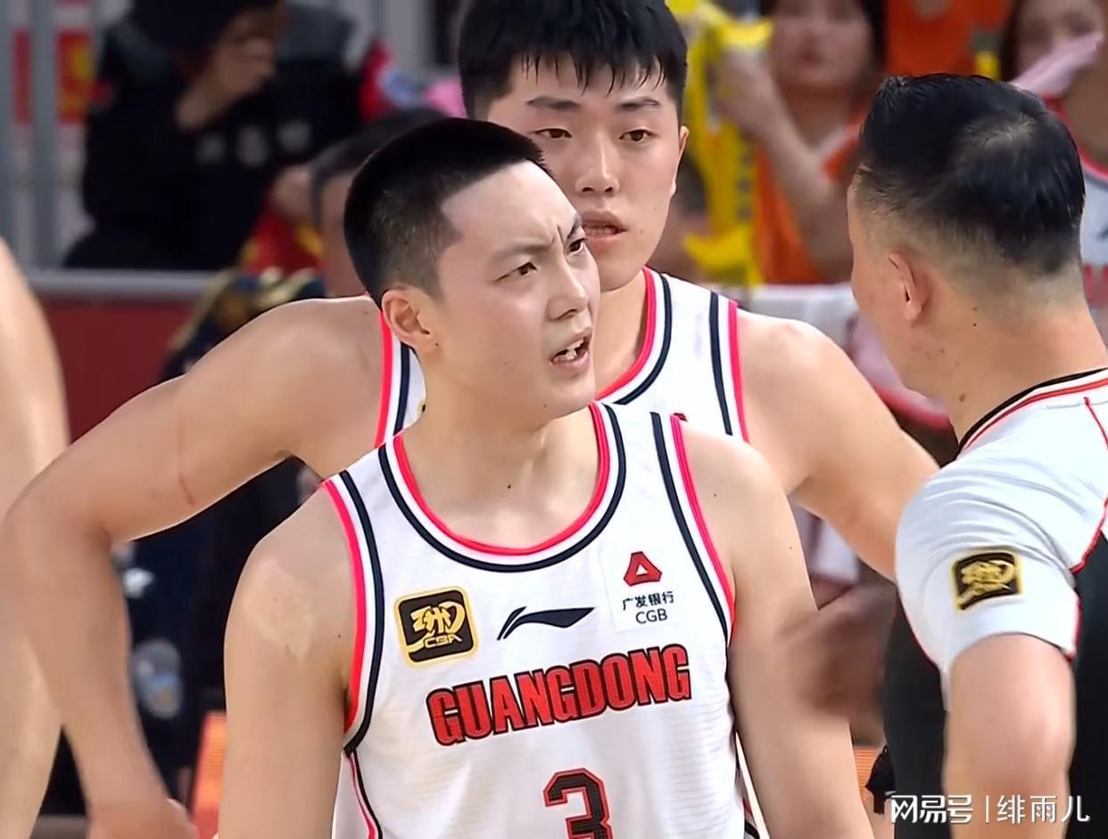 CBA新规单节10分钟！广东队阵容优势受冲击，杜锋或弃用两大新星