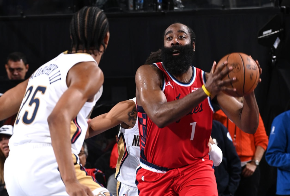 NBA裁判报告：快船两度吃亏哈登成焦点 小卡绝杀鹈鹕