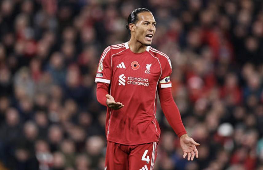 范戴克谈外界舆论：人人自诩懂球，球队需专注自身