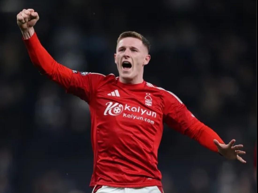 安德森对阵曼联大放异彩：3次关键传球+14次夺回球权