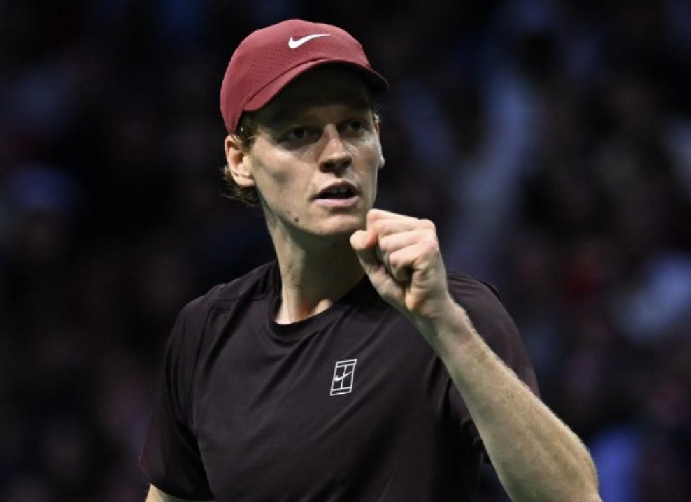 辛纳61分钟速胜兹维列夫 巴黎大师赛决赛会师阿利亚西姆