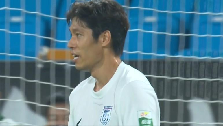 毕津浩禁区头球补射建功，斩获大连英博生涯首球