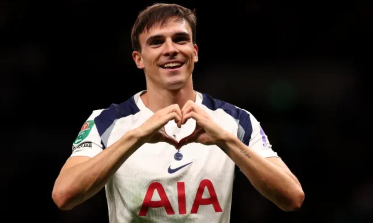 纳尼力荐：帕利尼亚完美契合曼联中场DNA