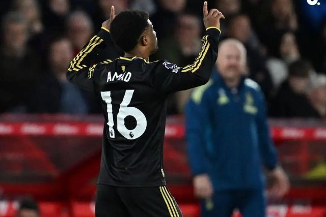 迪亚洛：曼联信心高涨，全队力挺教练与战术体系