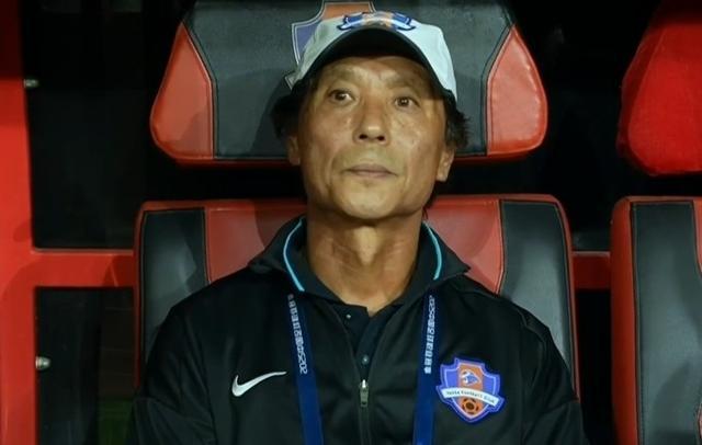 曲刚谈中超第29轮：备战有明确思路，遗憾未能全取三分