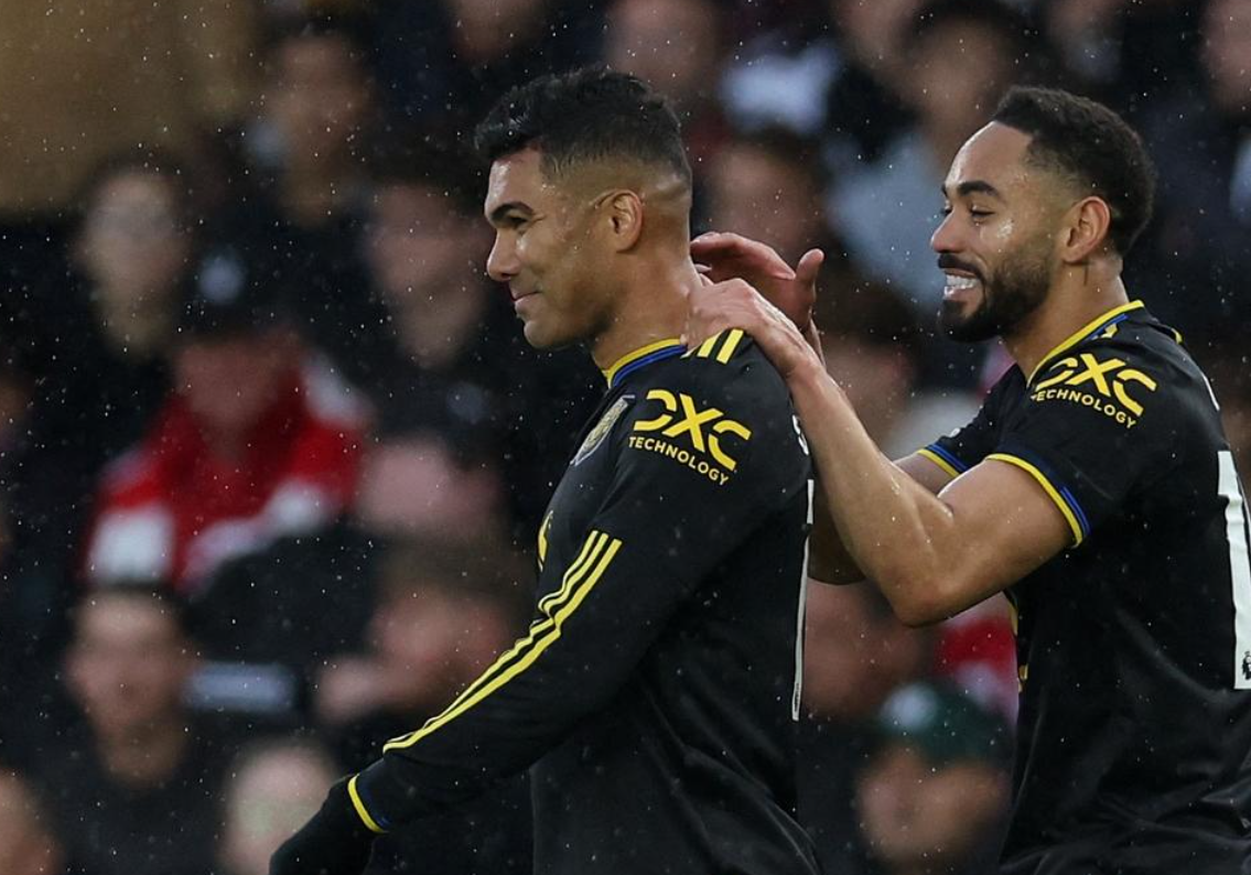 英超第10轮战报：曼联热刺爆冷失分，阿森纳9连胜领跑积分榜