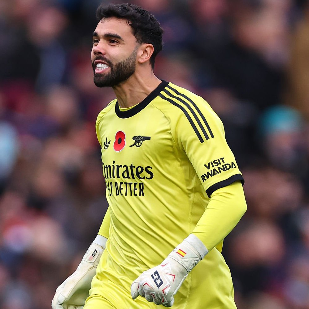 阿森纳门将拉亚成英超最闲高收入门将？近4轮3次零扑救躺赢