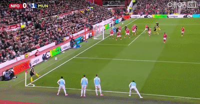 胖虎连场建功，曼联小将世界波2-2战平森林，马奎尔缺阵引热议