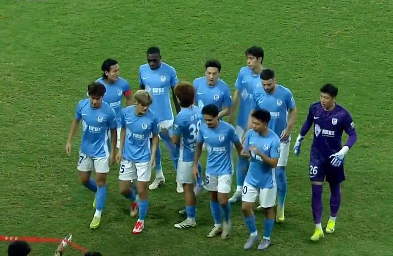 大连英博2-2平梅州客家：三镇提前保级，海牛受益京连战果