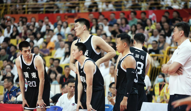 广东男篮全运会揭幕战：杜锋誓师夺冠，胡明轩领衔出击