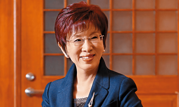 洪秀柱谈两岸关系：简化复杂局面，未来谋求统一