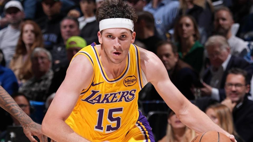 湖人决策难题：里夫斯该交易还是续约顶薪？