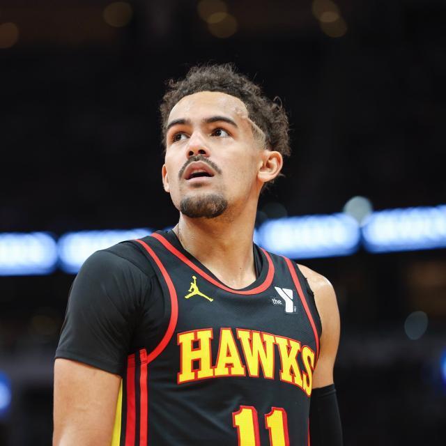 特雷·扬右膝扭伤缺阵四周，老鹰队遭遇重大打击