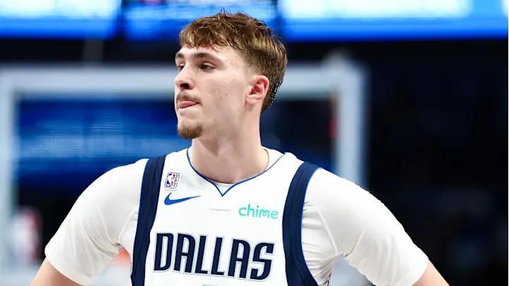 弗拉格手感低迷14中3仅16分，独行侠负活塞正负值-12引关注