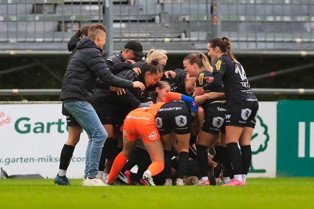 瑞士裁判涉偷拍女足更衣室1550小时视频，警方介入调查