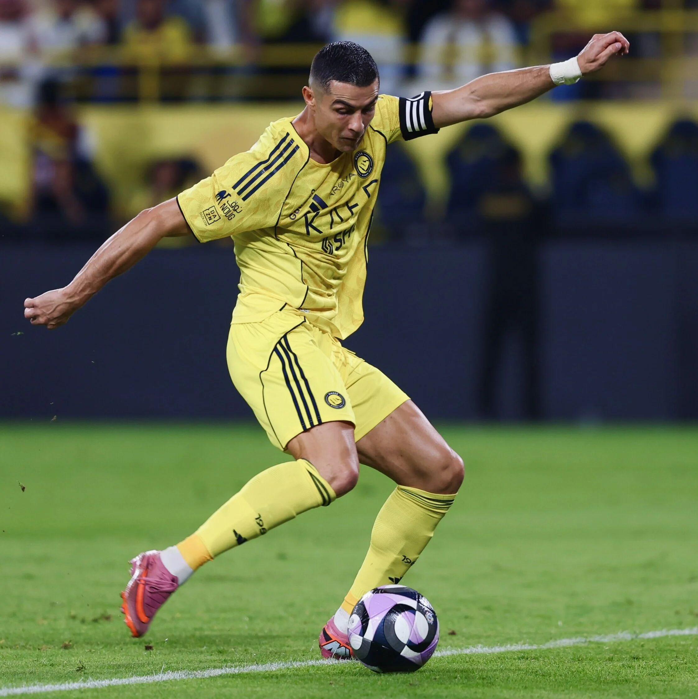 C罗父子同日破门！22年曼联首球纪念日再创传奇