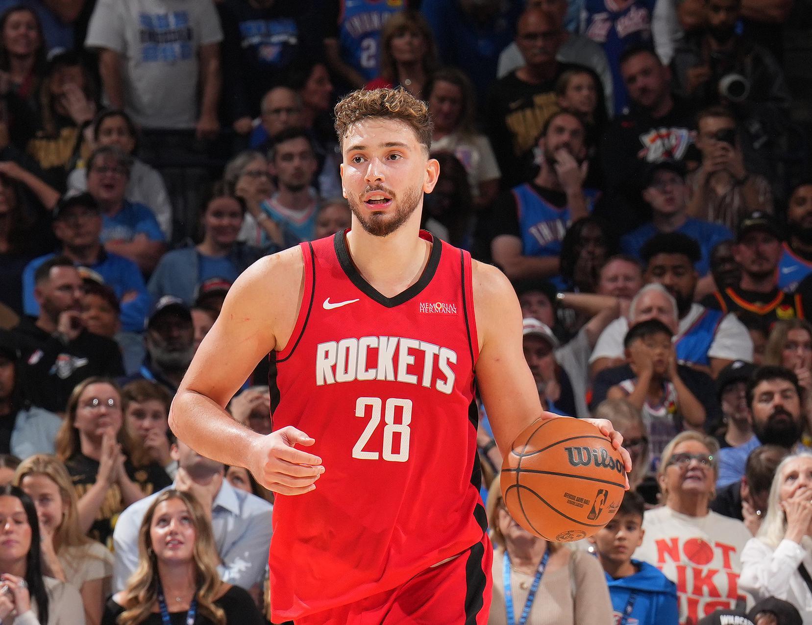 申京创NBA历史：开季前五战场均20+5+5最年轻中锋纪录