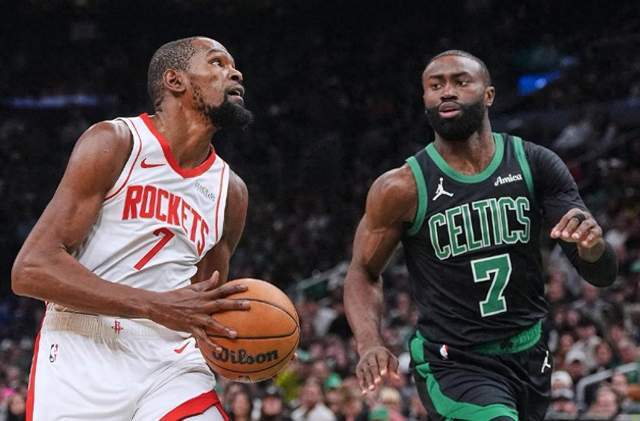 火箭26分大胜凯尔特人！杜兰特高效发挥，乌度卡战术调整显成效