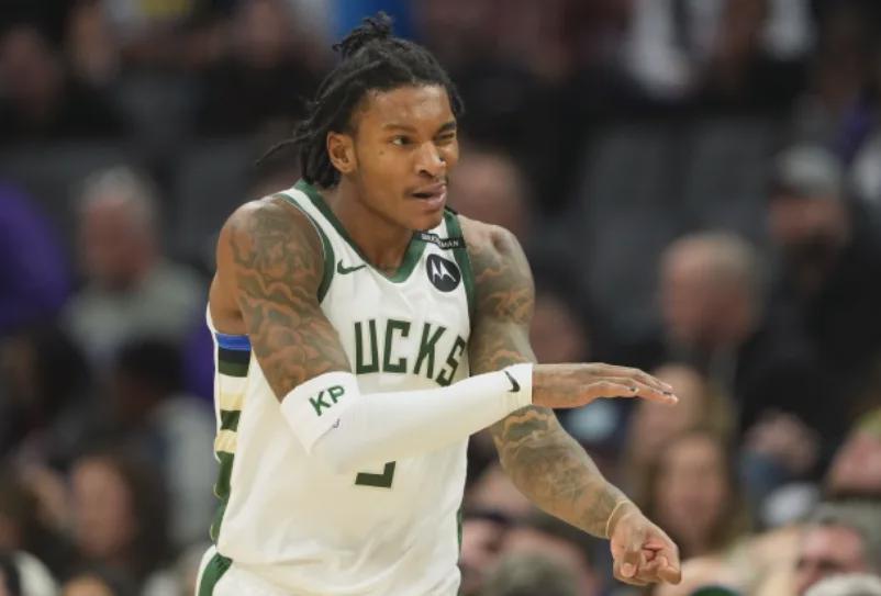 库里点赞！罗林斯18个月蜕变，32+25暴打勇士，雄鹿捡到宝