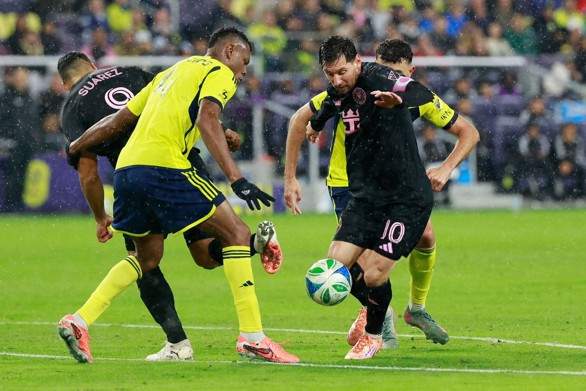 梅西对阵纳什维尔数据全解析：1球1抢断表现亮眼