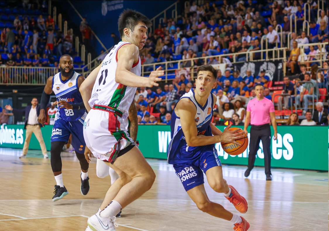 西乙表现低迷，余嘉豪回国征战全运会引争议：未来路在何方？