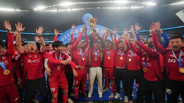 浦发银行夺冠全国职工足球联赛，助力上海足球重点城市建设