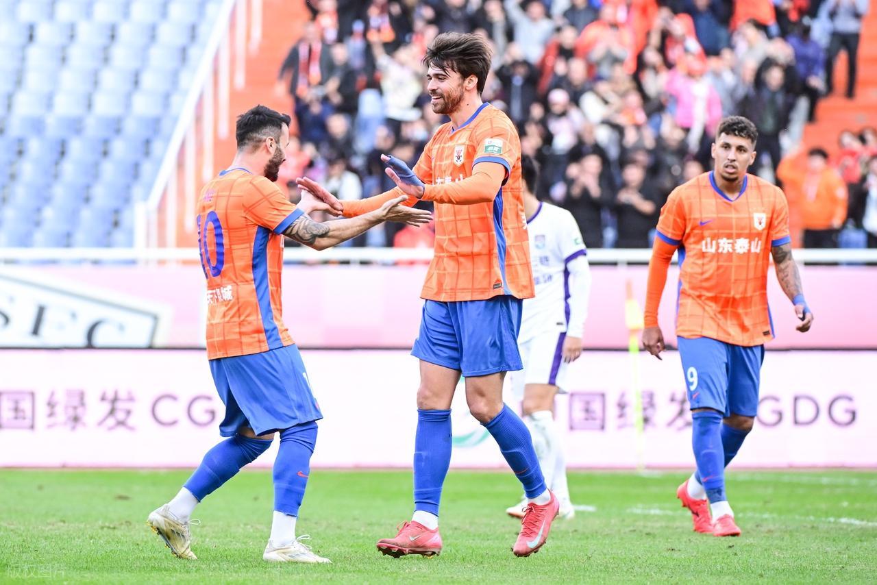 山东泰山2-1胜天津津门虎，冬窗需清理三大“水货”球员