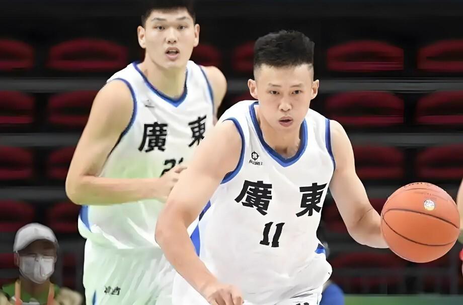 广东队全运会12人名单曝光！锋线实力引争议，杜锋弃用三将引关注