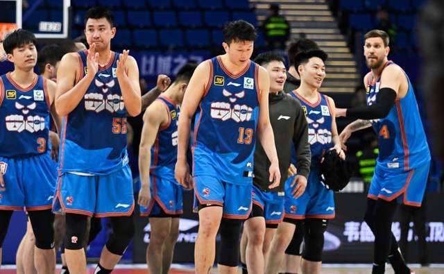 CBA新赛季全华班独苗？四川男篮或因欠薪降级