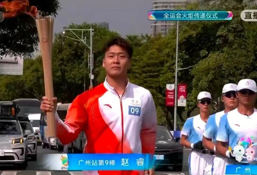 赵睿担任全运会火炬手，曾凡博或加盟NBL，广厦签约场均22+11外援