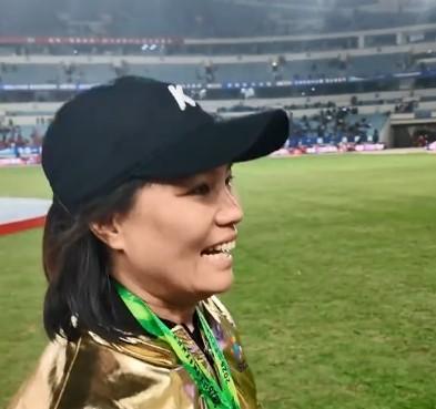 泰州主帅周高萍谈苏超夺冠：球队表现出色，球员心理强大