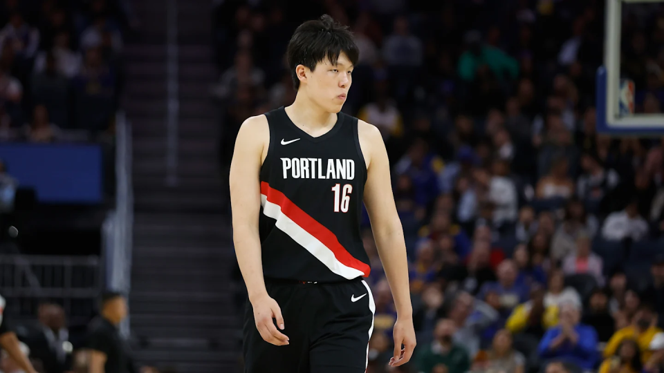 队记揭秘：杨瀚森成长之路挑战重重 或需数年兑现天赋