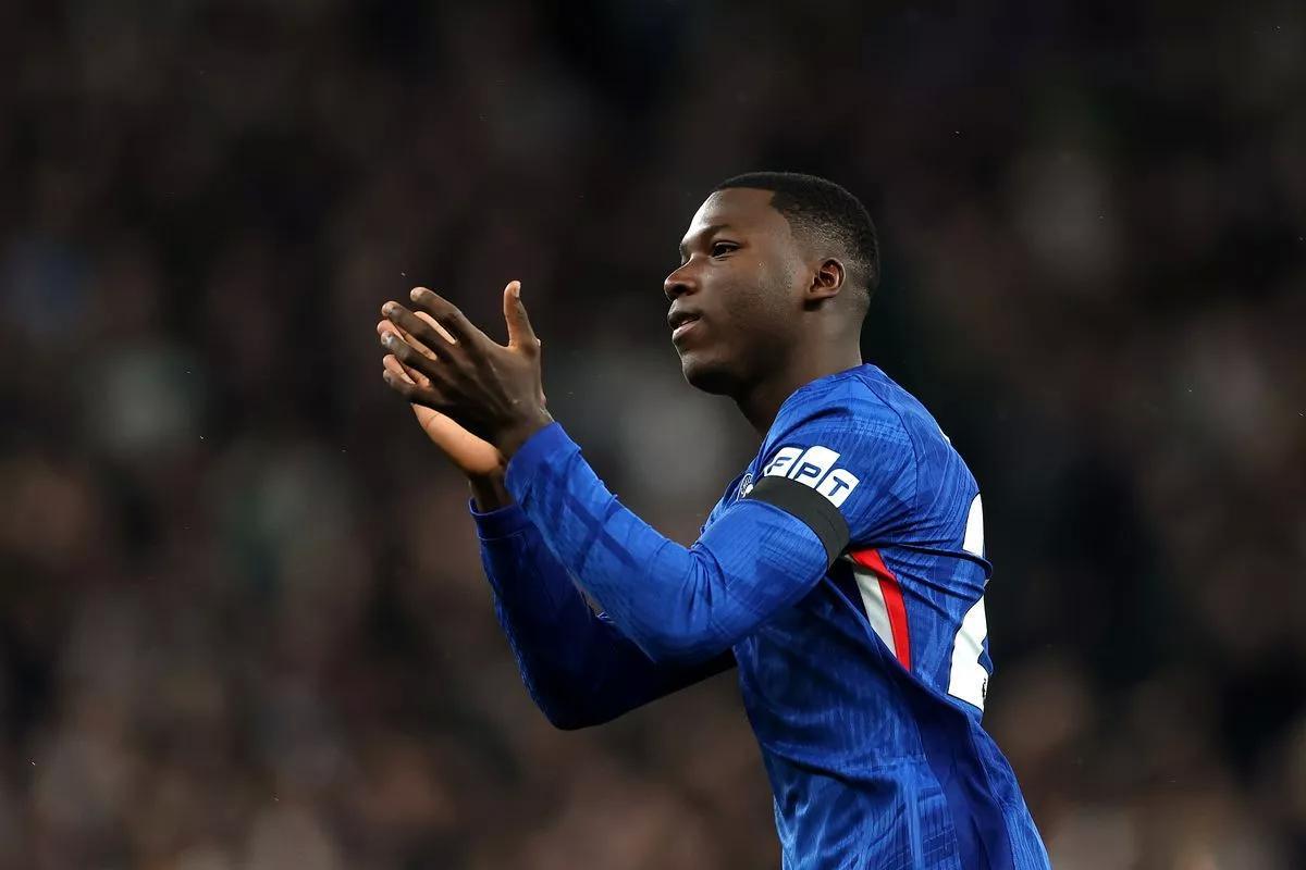 罗伯特-桑切斯盛赞凯塞多：中场野兽，地表最强中场球员