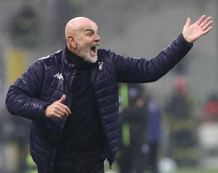 罗马诺爆料：佛罗伦萨主帅皮奥利联赛10轮不胜濒临下课