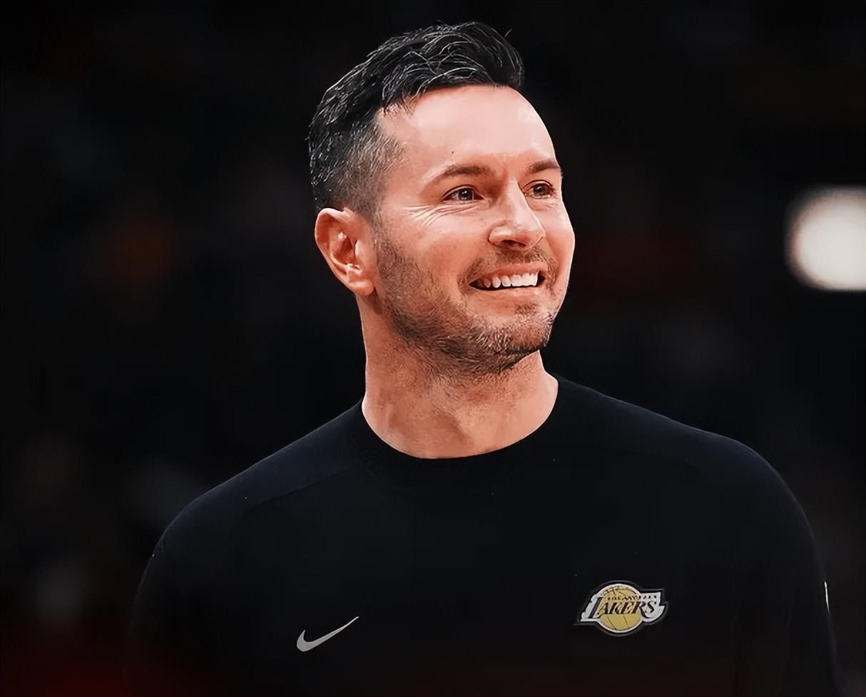 雷迪克执教显威力！骂醒全队+灵活用人，湖人稳居西部第三