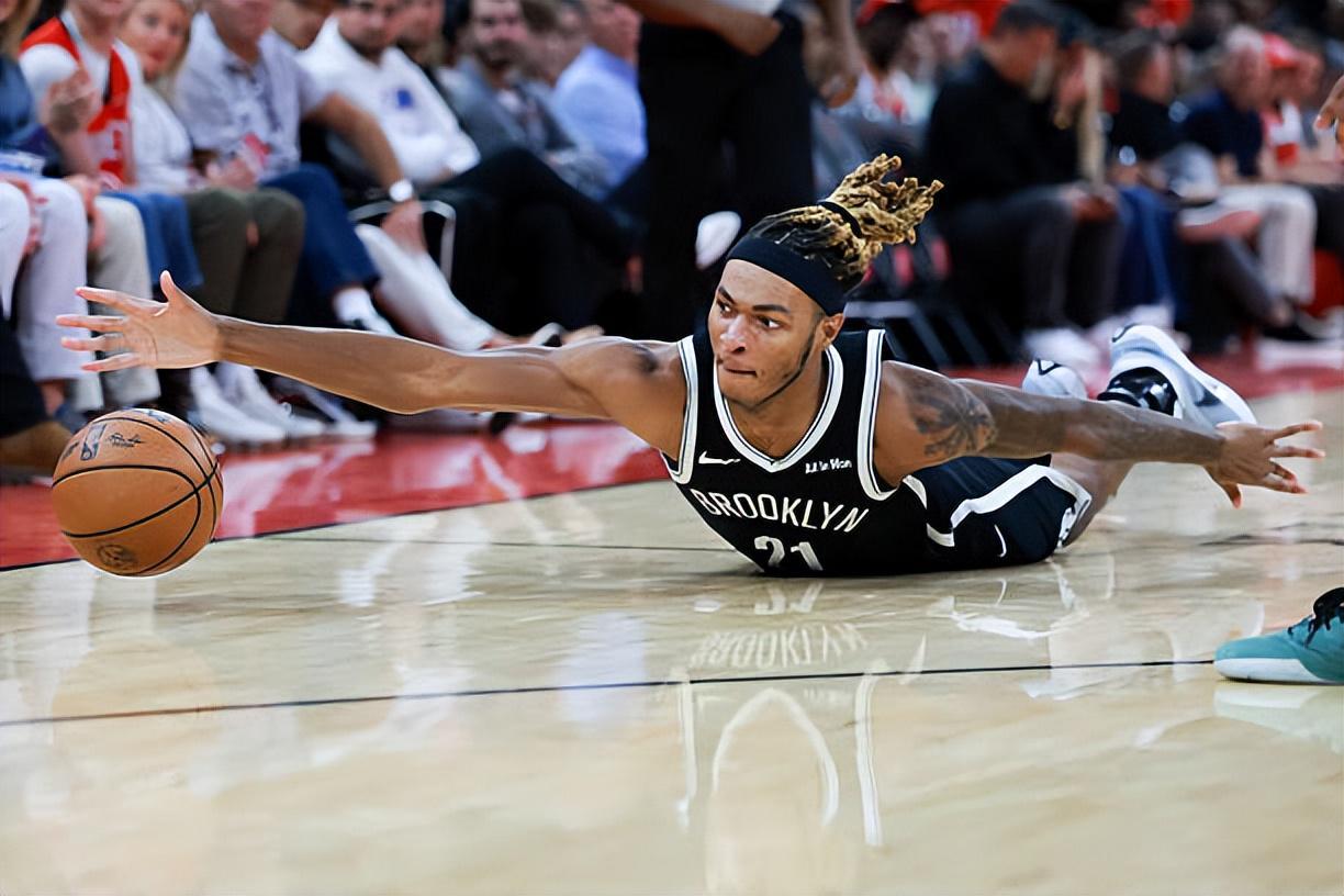 篮网首轮秀克劳尼持续低迷，未来能否留在NBA成疑？