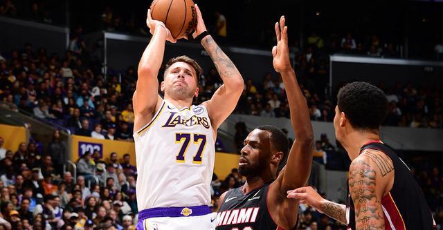 东契奇29+11+10三双领衔 湖人130-120力克热火豪取三连胜