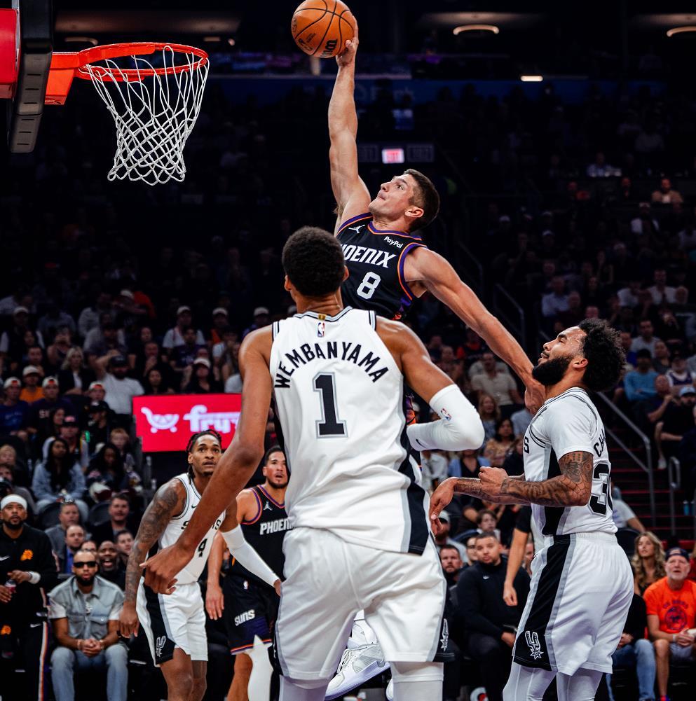 马刺爆冷负太阳52-70！文班亚马低迷成头号罪人，哈珀伤退添变数