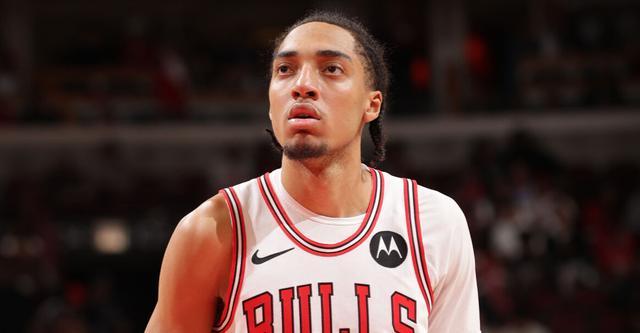 公牛官宣：首轮12号秀诺亚-埃森格被下放至G联赛风城公牛队