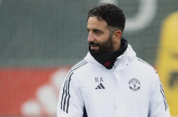 加盟曼联一周年：阿莫林的执教之路与过往成就