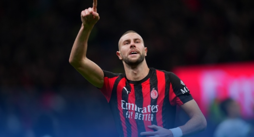 米兰1-0险胜罗马：红狼得势不得分，迈尼昂成关键先生