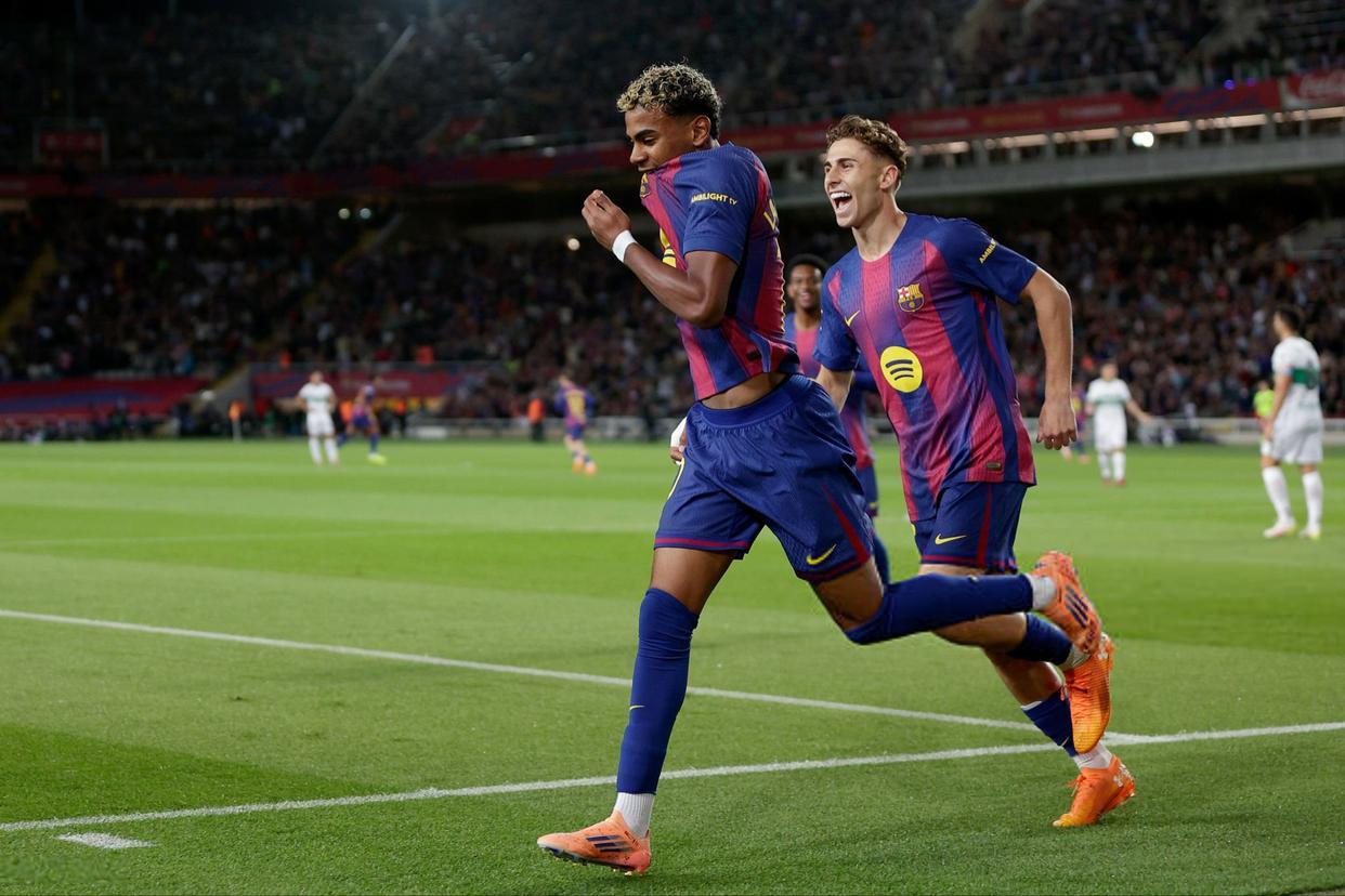 西甲第11轮：巴萨3-1胜埃尔切，亚马尔破质疑，多点开花显实力