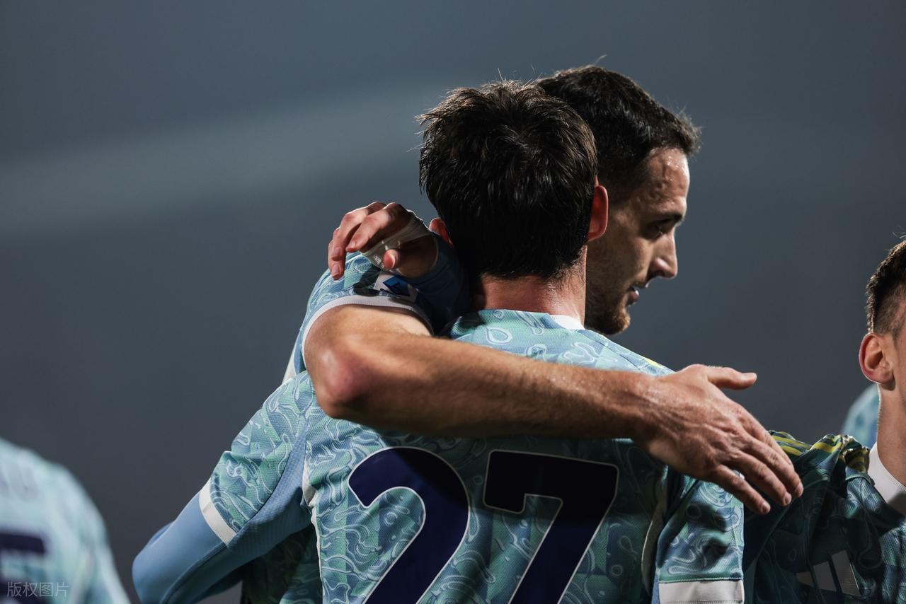 斯帕莱蒂首秀告捷，尤文图斯战术革新引领复兴之路