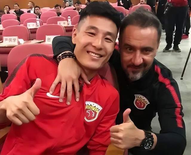 国足选帅新契机：57岁英超名帅下课，曾执教中超夺冠